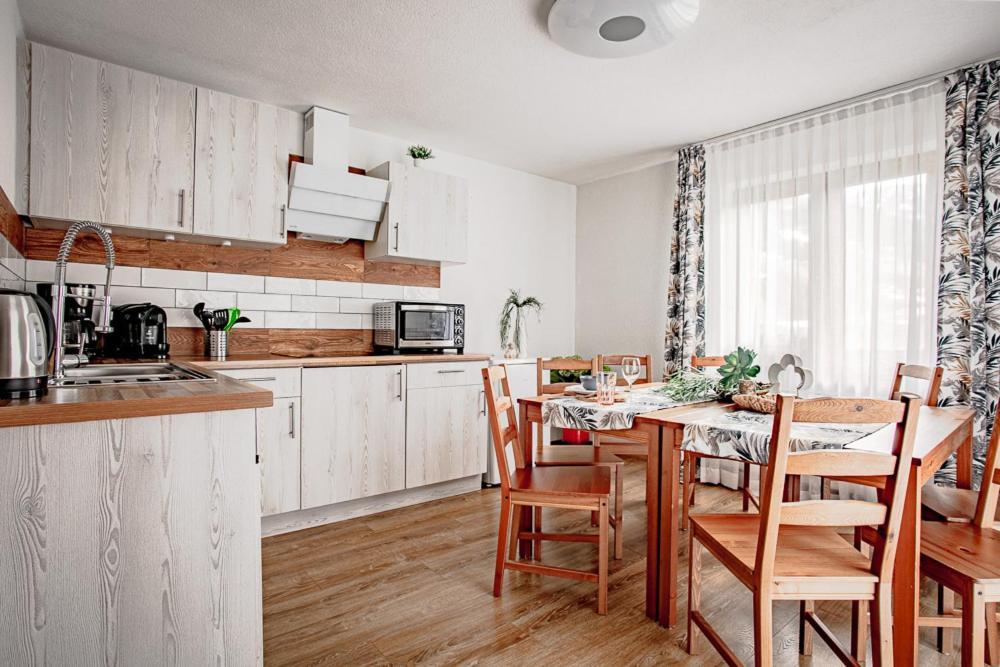 Apartments Leszek Elis 141 Зее Экстерьер фото
